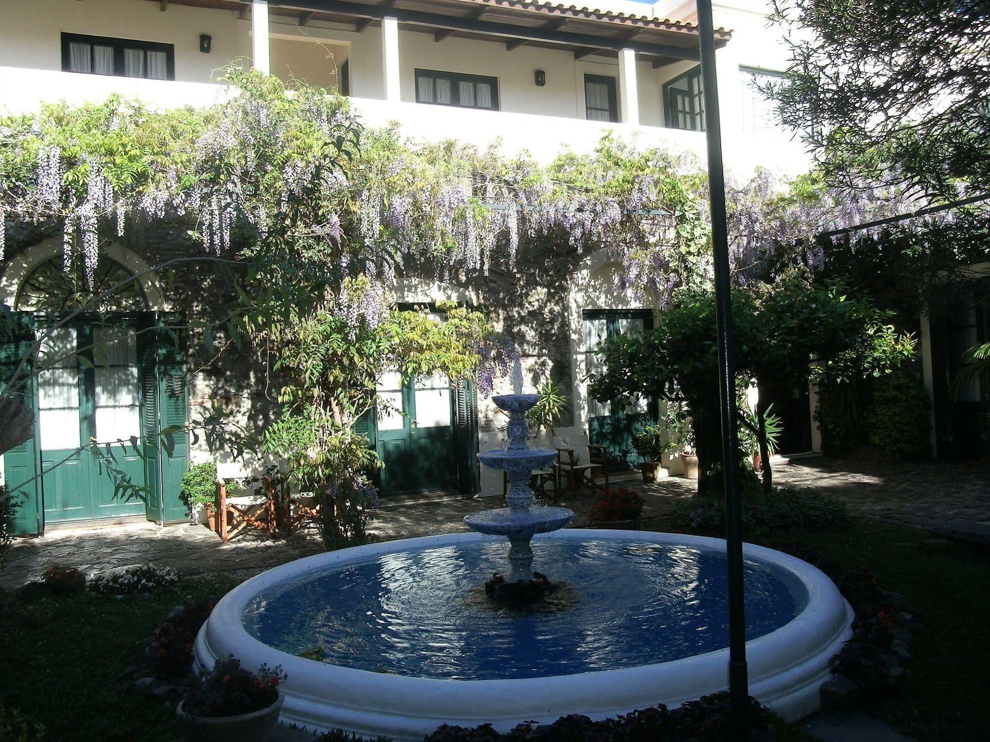 Posada Plaza Mayor Colonia Del Sacramento Exterior foto